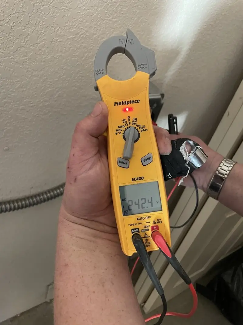 Voltage testing with clamp meter during Circuit Breaker Repair in Whiteland